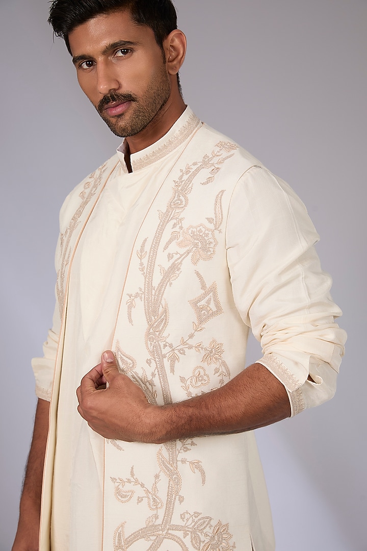 Ivory Cotton Silk & South Silk Slub Bundi Jacket Set by Torani Men at Pernia's Pop Up Shop