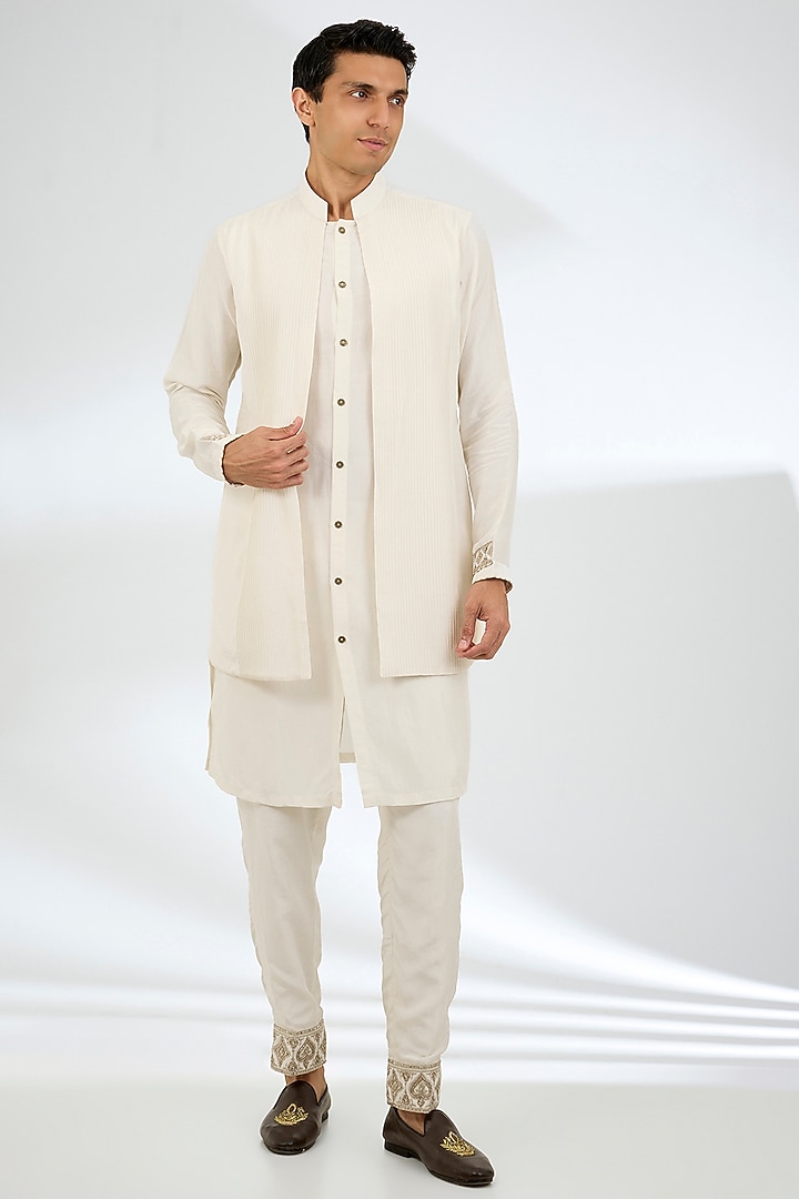 Ivory Jeni Silk & Muslin Silk Bundi Jacket Set by Torani Men at Pernia's Pop Up Shop