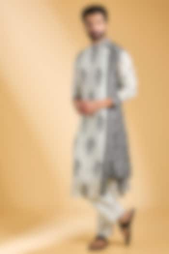 Black & Ivory Jeni Silk Printed Kurta Set by Torani Men at Pernia's Pop Up Shop