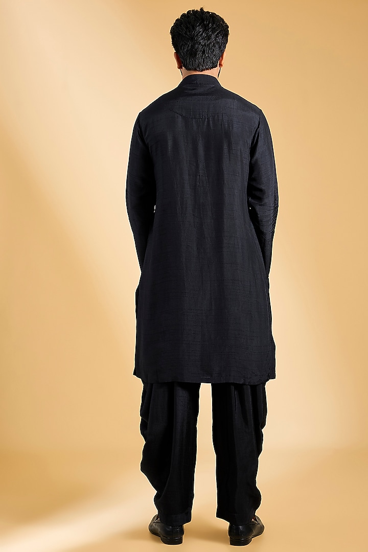 Black Jeni Silk Floral Embroidered Groom Sherwani Set by Torani Men at Pernia's Pop Up Shop