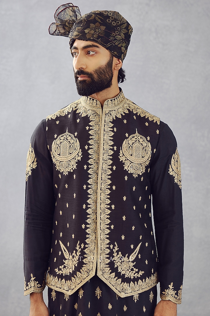 Jet Black Silk Threa Embroidered Bundi Jacket Set by Torani Men at Pernia's Pop Up Shop