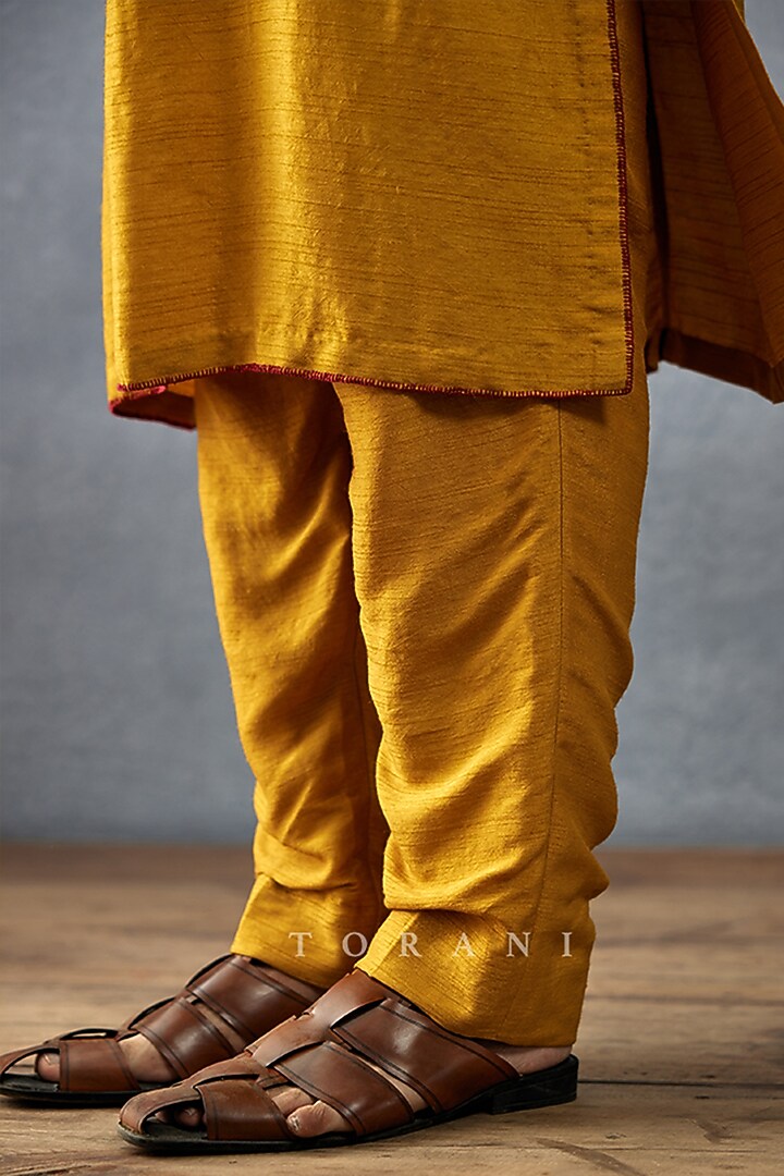 Yellow Cotton Voile & Handwoven Chanderi Digital Printed Bundi Set by Torani Men at Pernia's Pop Up Shop