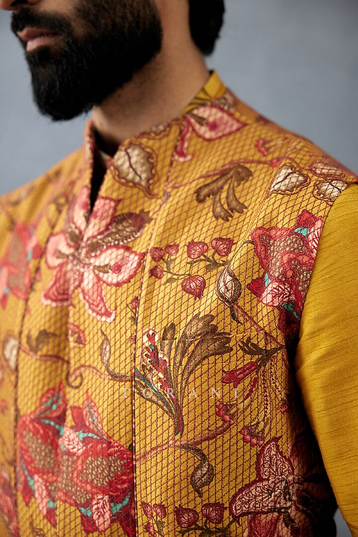 Yellow Cotton Voile & Handwoven Chanderi Digital Printed Bundi Set by Torani Men at Pernia's Pop Up Shop