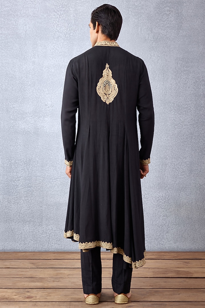 Black Cotton Silk & Raw Silk Hand Embroidered Kurta Set by Torani Men at Pernia's Pop Up Shop