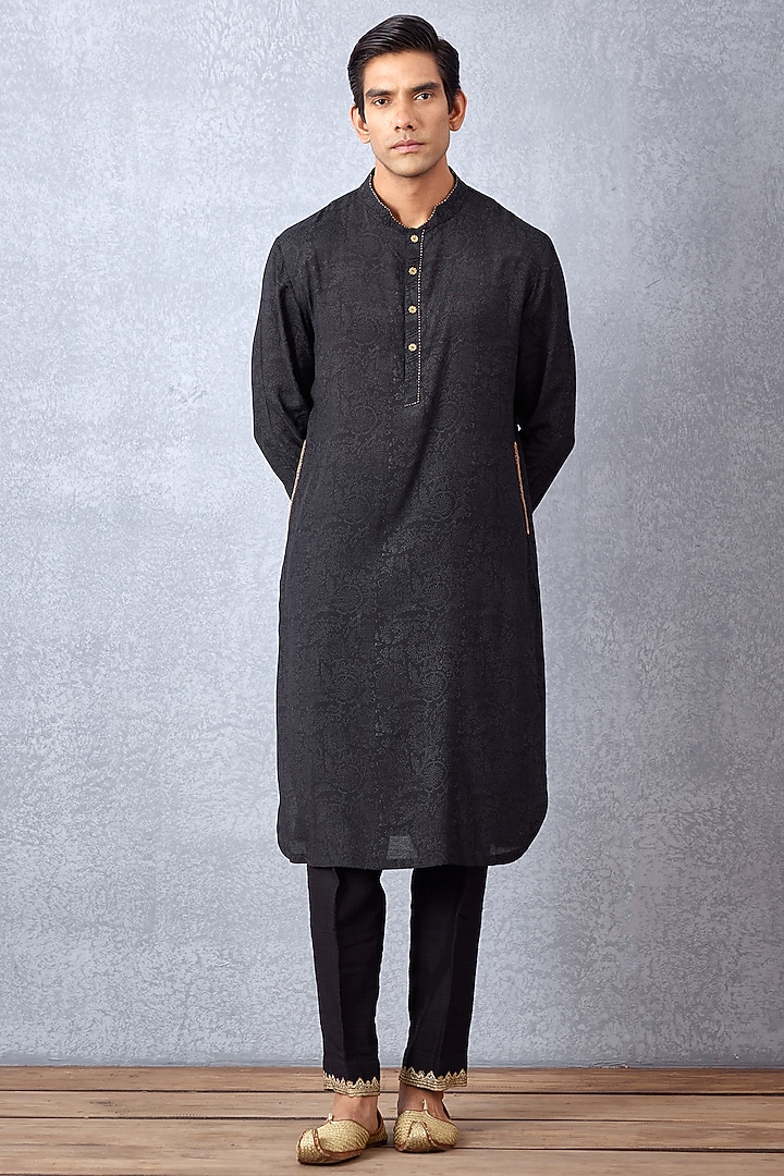 Black Cotton Silk & Raw Silk Hand Embroidered Groom Sherwani Set by Torani Men at Pernia's Pop Up Shop
