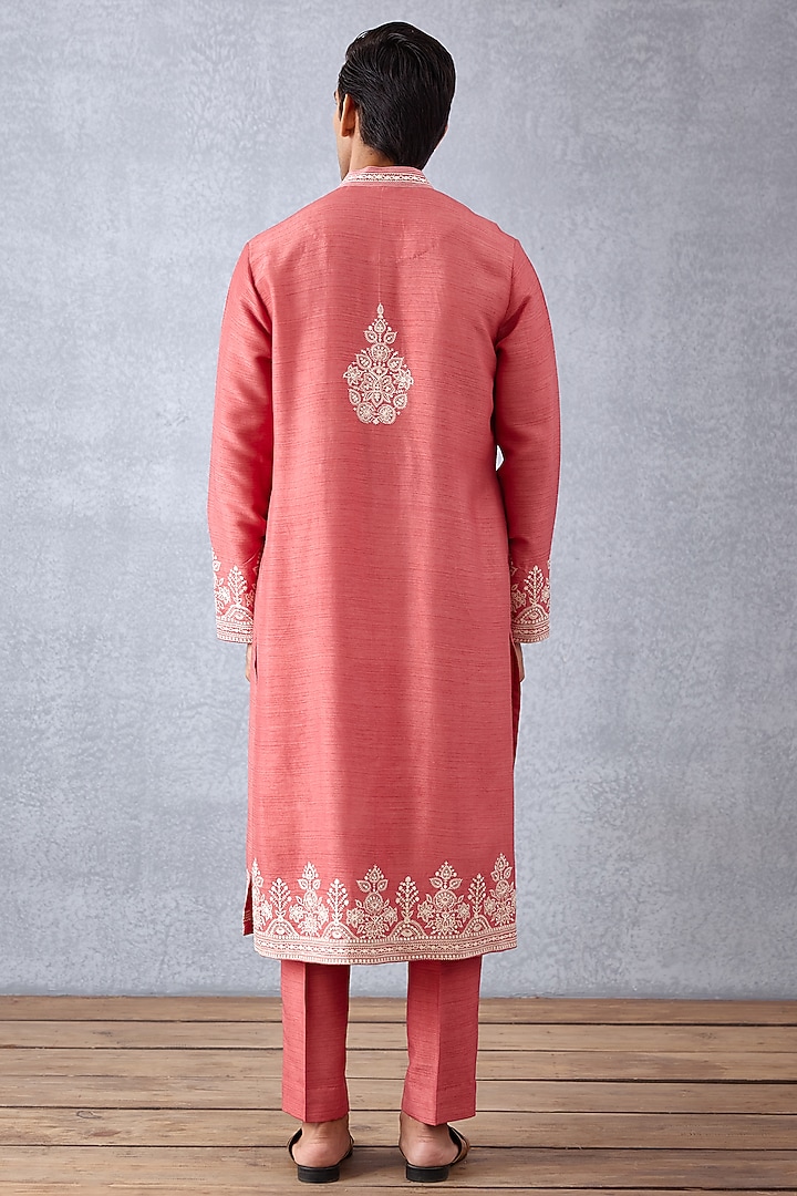 Pink Cotton Voile & Handwoven Chanderi Aari Embroidered Kurta Set by Torani Men at Pernia's Pop Up Shop