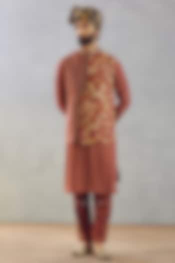 Red Cotton Silk & Slub Silk Digital Printed Bundi Set by Torani Men at Pernia's Pop Up Shop
