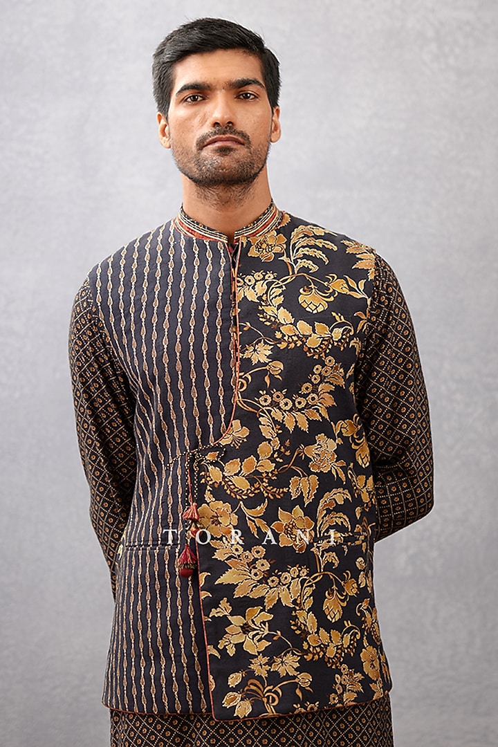 Black Cotton Silk & Slub Silk Gota Embroidered Bundi Set by Torani Men at Pernia's Pop Up Shop