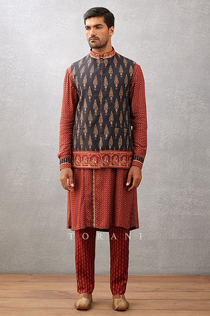 Black Cotton Silk & Slub Silk Digital Printed Bundi Set by Torani Men at Pernia's Pop Up Shop