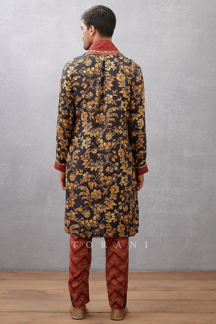 Black Cotton Silk & Raw Silk Hand Embroidered Kurta Set by Torani Men at Pernia's Pop Up Shop