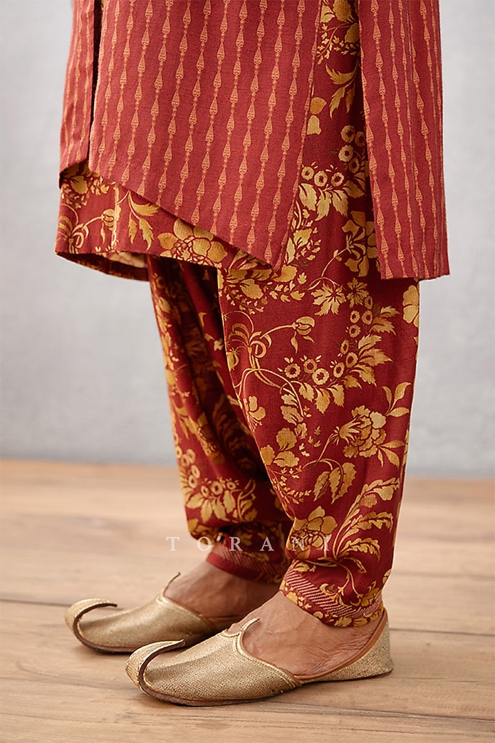 Red Cotton Silk & Slub Silk Digital Printed Kurta Set by Torani Men at Pernia's Pop Up Shop