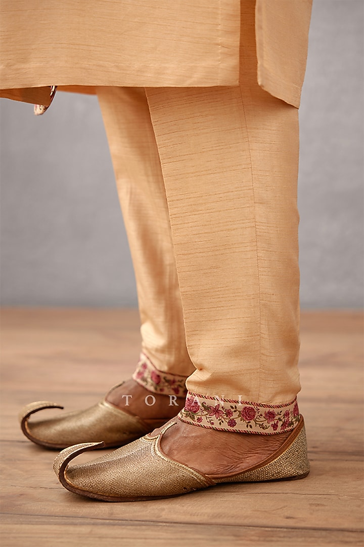 Beige Cotton Voile & Handwoven Chanderi Digital Printed Kurta Set by Torani Men at Pernia's Pop Up Shop