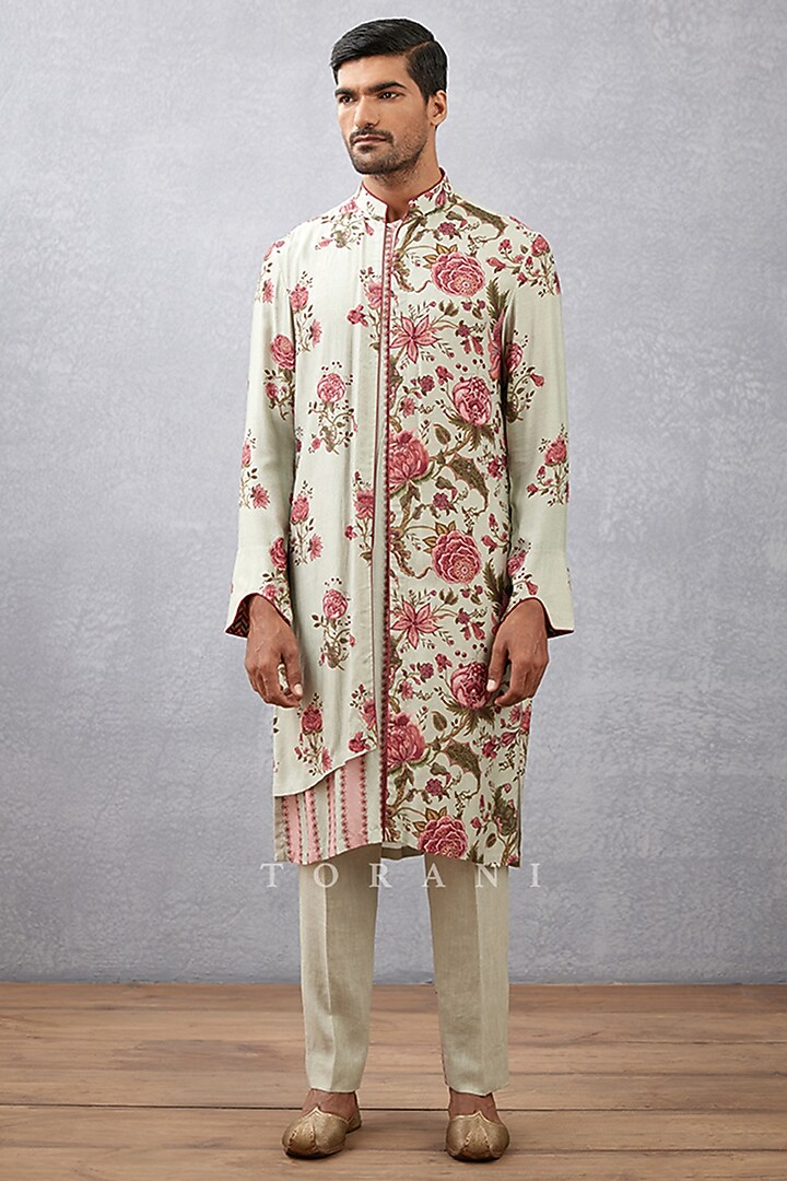 Green Pure Linen & Handwoven Chanderi Digital Printed Kurta Set by Torani Men at Pernia's Pop Up Shop