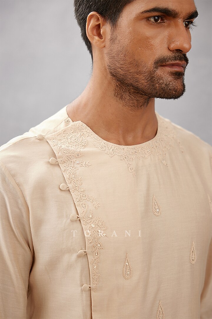 Beige Handwoven Chanderi & Cotton Voile Dori Embroidered Kurta Set by Torani Men at Pernia's Pop Up Shop