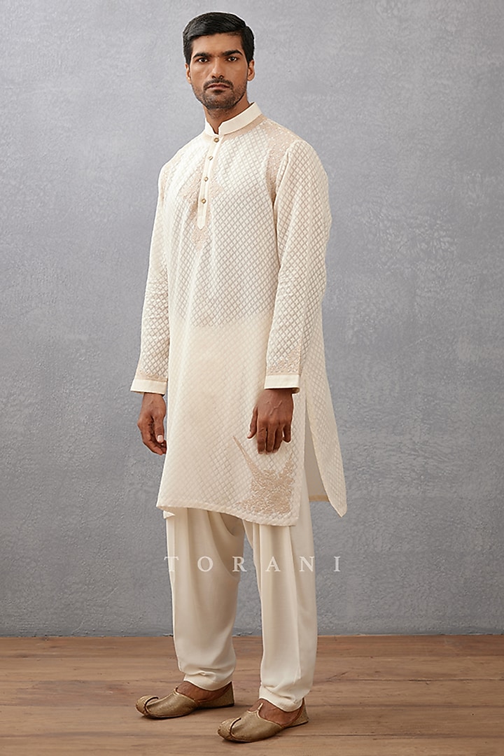 Ivory Cotton Silk & Handwoven Chanderi Dori Embroidered Bundi Set by Torani Men at Pernia's Pop Up Shop
