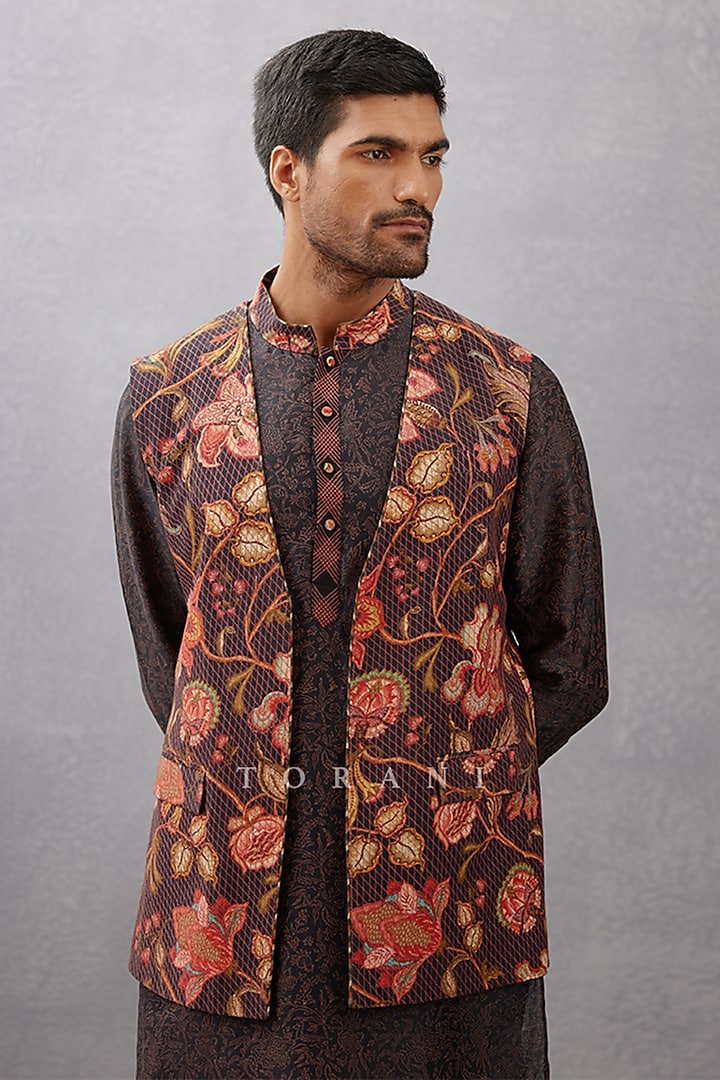 Black Cotton Silk & Handwoven Chanderi Hand Block Printed Bundi Set by Torani Men at Pernia's Pop Up Shop