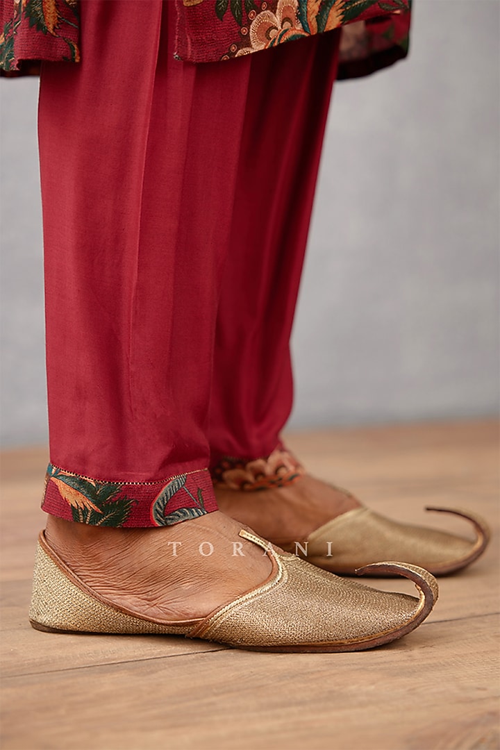 Red Cotton Silk & Slub Silk Digital Printed Kurta Set by Torani Men at Pernia's Pop Up Shop