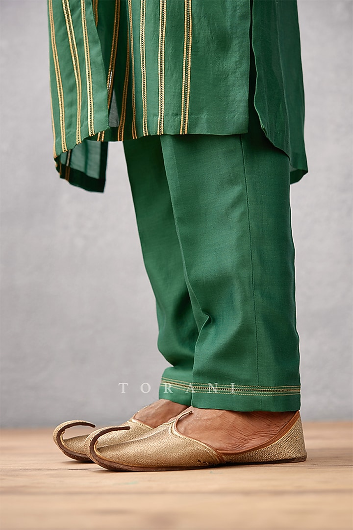 Green Handwoven Chanderi & Cotton Voile Gota Embroidered Kurta Set by Torani Men at Pernia's Pop Up Shop