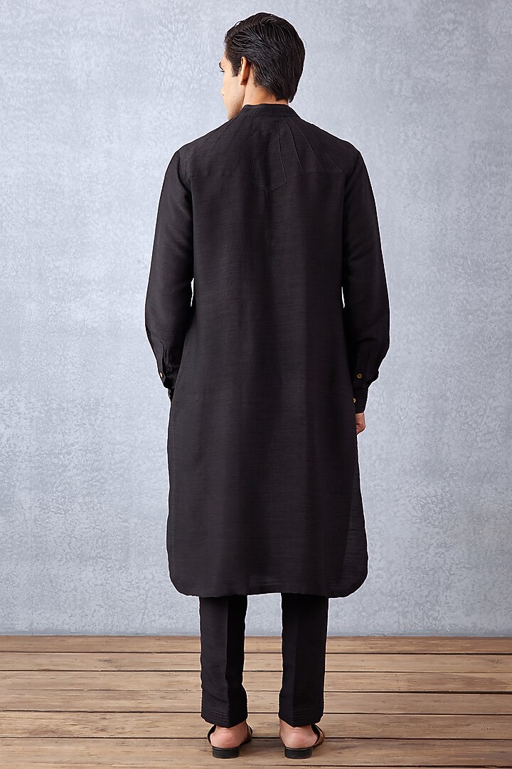 Black Cotton Silk & Slub Silk Hand Embroidered Bundi Set by Torani Men at Pernia's Pop Up Shop