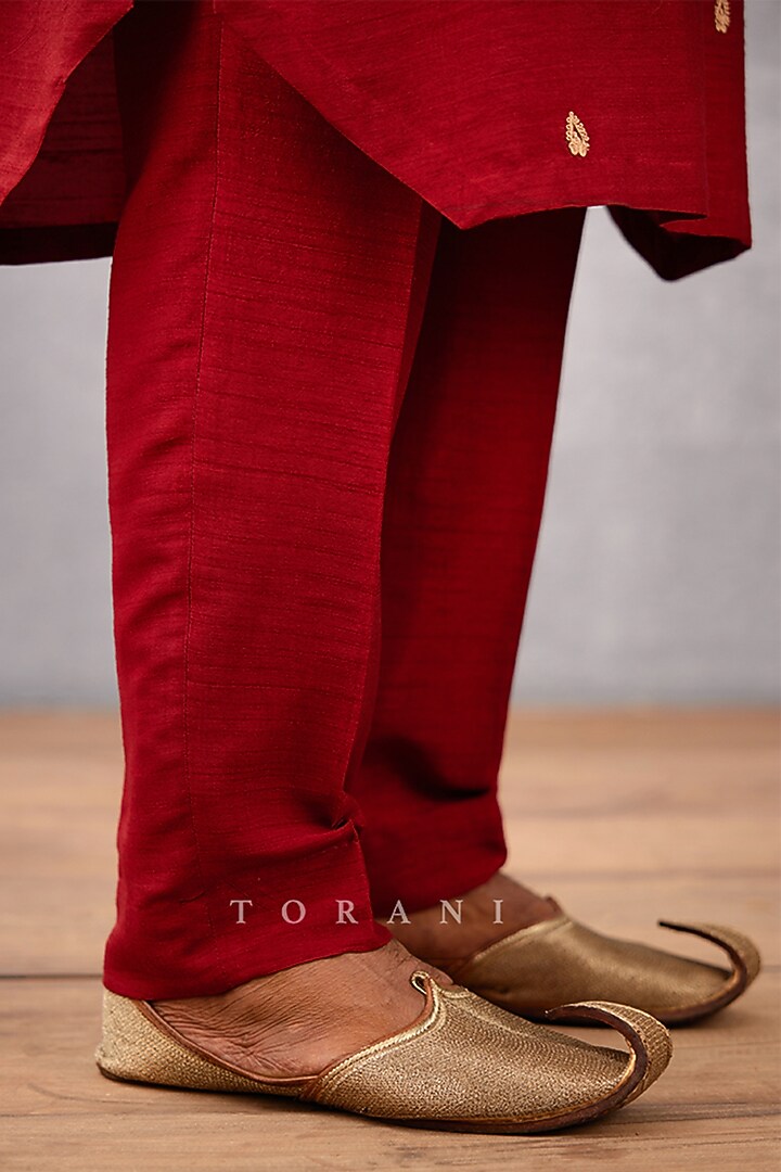 Red Cotton Silk & Raw Silk Dori Embroidered Kurta Set by Torani Men at Pernia's Pop Up Shop