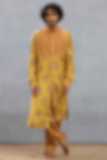 Yellow Cotton Silk & Cotton Voile Digital Printed Quilted Kurta Set by Torani Men at Pernia's Pop Up Shop