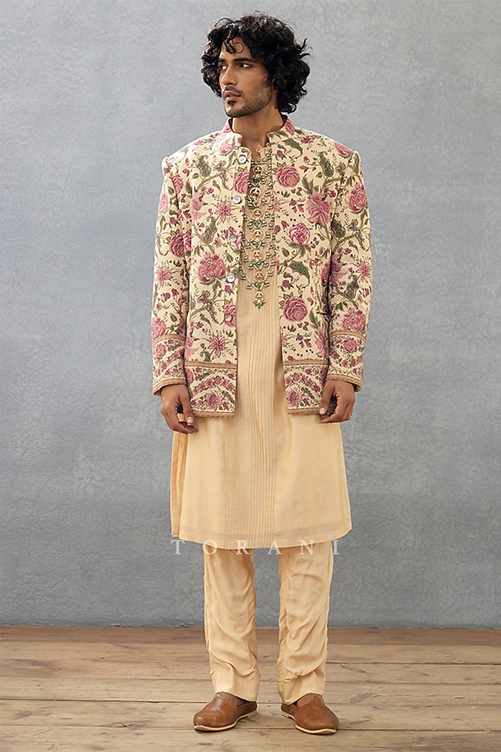 Beige Cotton Silk & Handwoven Chanderi Digital Printed Bundi Set by Torani Men at Pernia's Pop Up Shop