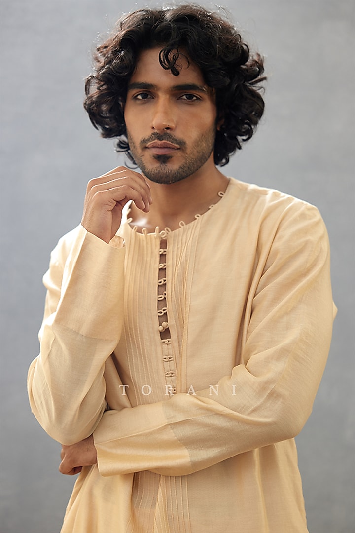 Beige Cotton Silk & Handwoven Chanderi Digital Printed Bundi Set by Torani Men at Pernia's Pop Up Shop