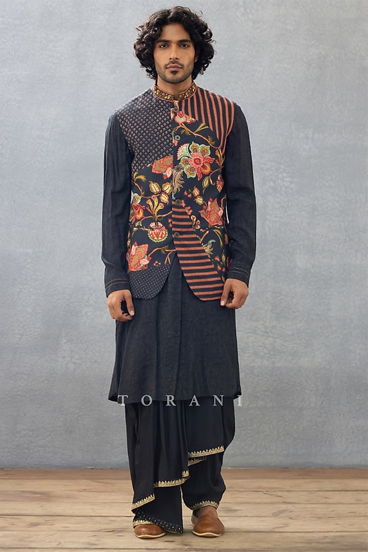 Black Cotton Silk & Handwoven Chanderi Digital Printed Bundi Set by Torani Men at Pernia's Pop Up Shop