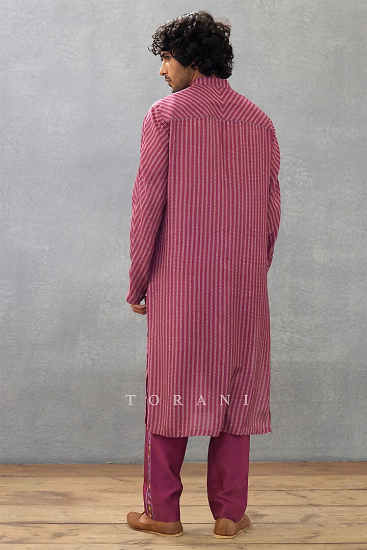 Wine Cotton Silk & Handwoven Chanderi Digital Printed Bundi Set by Torani Men at Pernia's Pop Up Shop