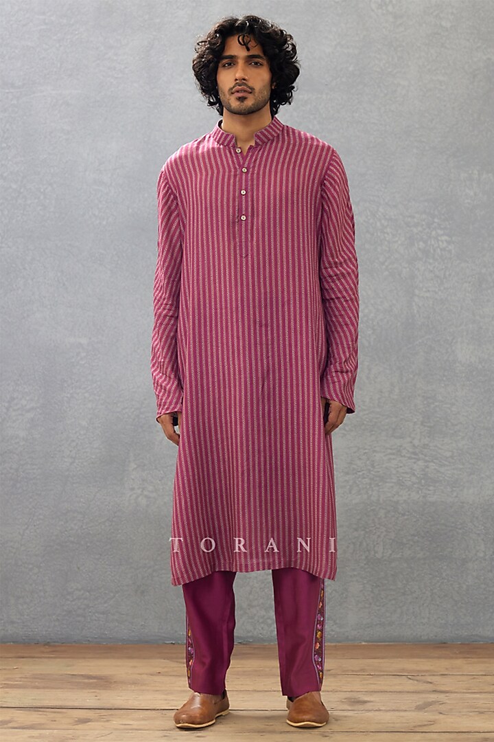 Wine Cotton Silk & Handwoven Chanderi Digital Printed Bundi Set by Torani Men at Pernia's Pop Up Shop