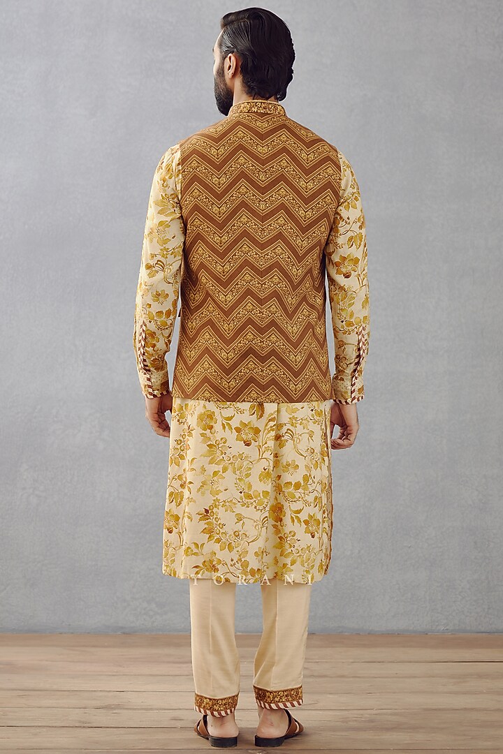 Brown Cotton Silk & Handwoven Chanderi Digital Printed Bundi Set by Torani Men at Pernia's Pop Up Shop