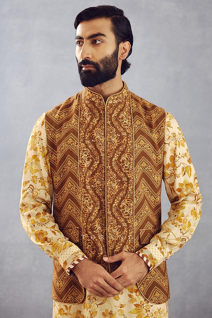Brown Cotton Silk & Handwoven Chanderi Digital Printed Bundi Set by Torani Men at Pernia's Pop Up Shop
