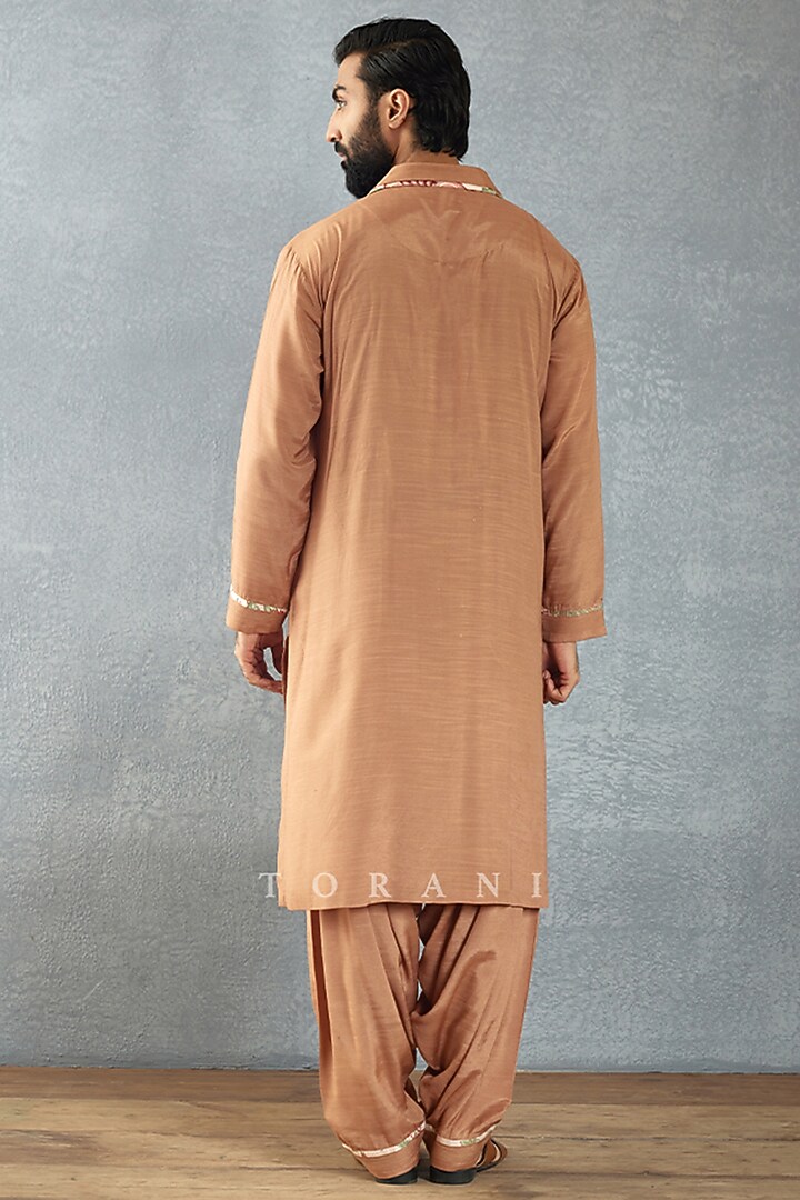 Pink Cotton Silk & Handwoven Chanderi Digital Printed Bundi Set by Torani Men at Pernia's Pop Up Shop