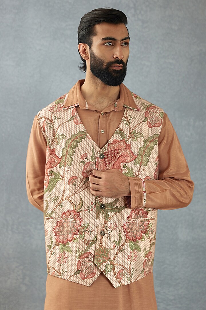 Pink Cotton Silk & Handwoven Chanderi Digital Printed Bundi Set by Torani Men at Pernia's Pop Up Shop