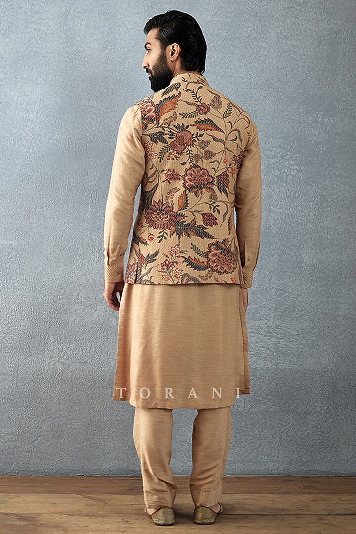 Beige Cotton Silk & Handwoven Chanderi Digital Printed Bundi Set by Torani Men at Pernia's Pop Up Shop