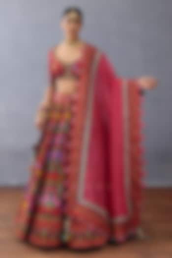 Red Jeni Silk Digital Printed Bridal Wedding Lehenga Set by TORANI at Pernia's Pop Up Shop