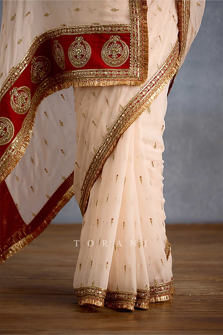Ivory Chiffon & Jeni Silk Embroidered Reception Saree by TORANI at Pernia's Pop Up Shop