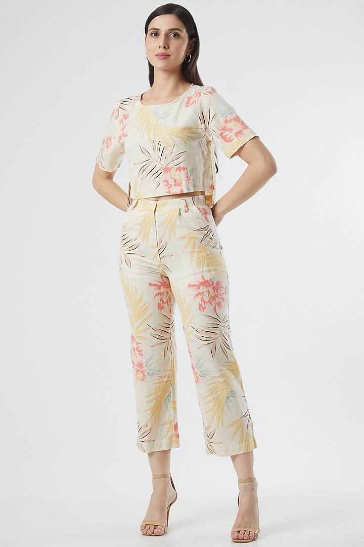 Beige Floral Printed Co-Ord Set Design by Three Piece Company at Pernia ...