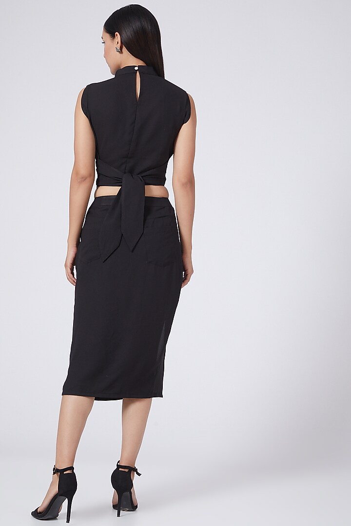 Black Pencil Skirt With Patch Pockets by Three Piece Company at Pernia's Pop Up Shop