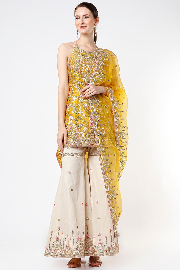 Pale Pink Organza & Raw Silk Resham Embroidered Gharara Set by Tamanna Punjabi Kapoor at Pernia's Pop Up Shop