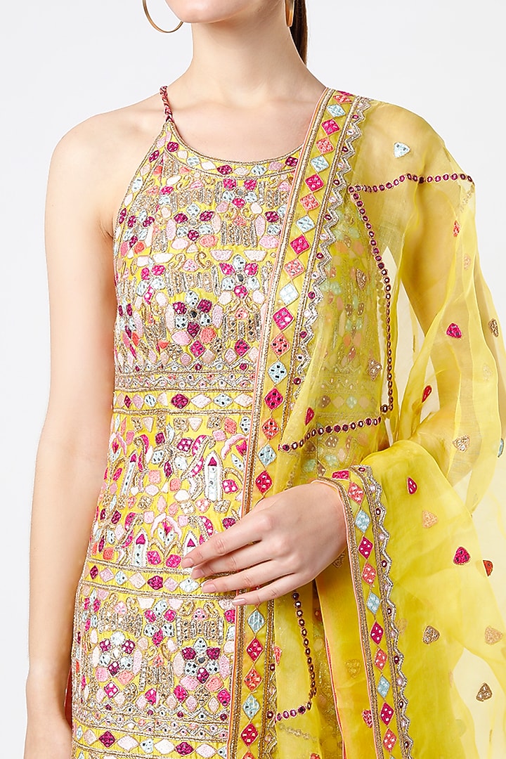 Beige Chanderi Mirror Embroidered Gharara Set  by Tamanna Punjabi Kapoor at Pernia's Pop Up Shop