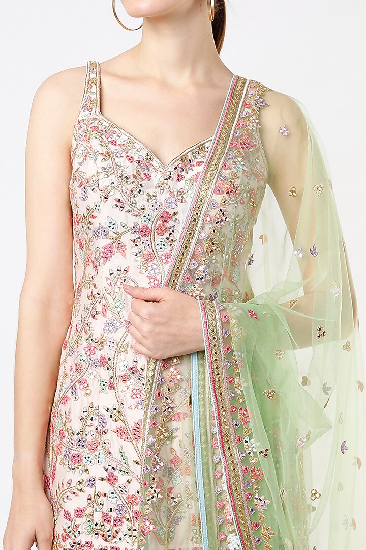 Cameo Peach Chanderi Resham Embroidered Gharara Set by Tamanna Punjabi Kapoor at Pernia's Pop Up Shop