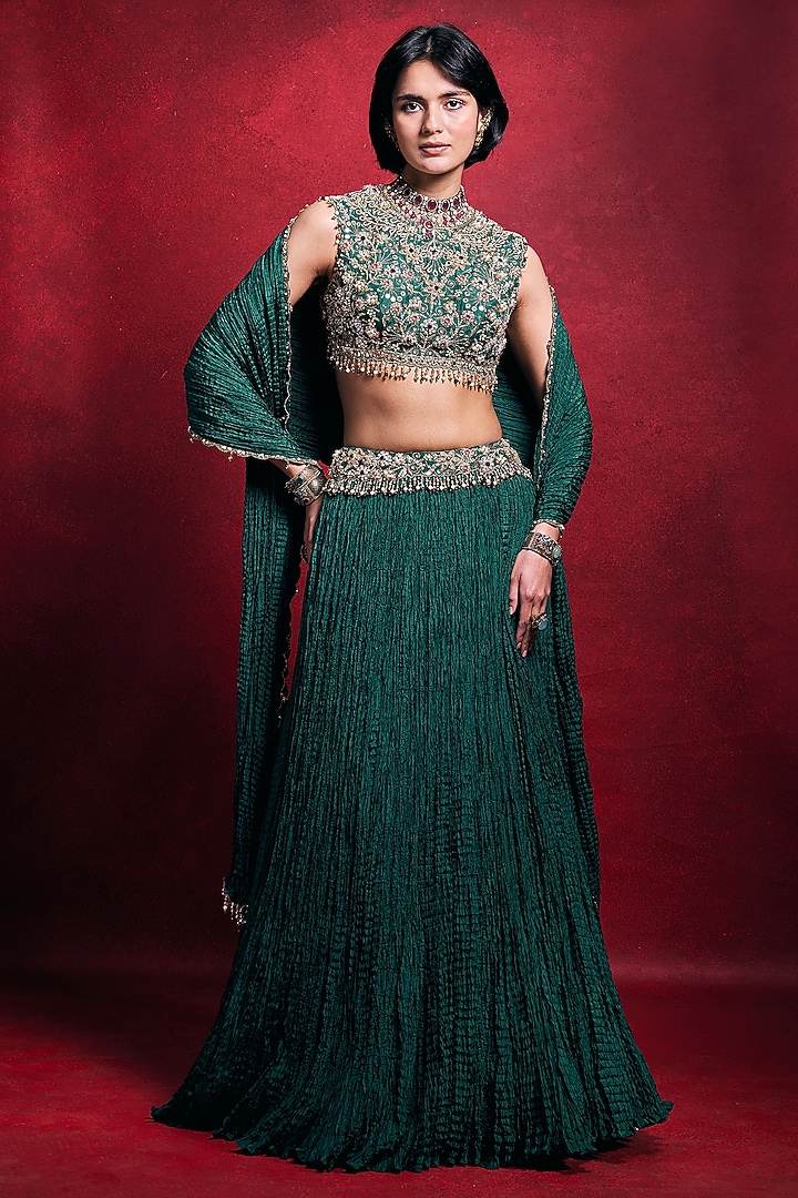 Emerald Green Habutai Silk Embroidered Wedding Lehenga Set by Tamanna Punjabi Kapoor at Pernia's Pop Up Shop