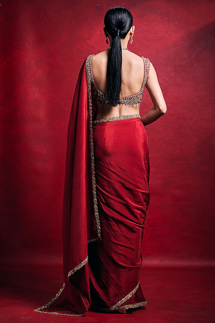 Red Habutai Silk & Raw Silk Zari Embroidered Wedding Saree Set by Tamanna Punjabi Kapoor at Pernia's Pop Up Shop