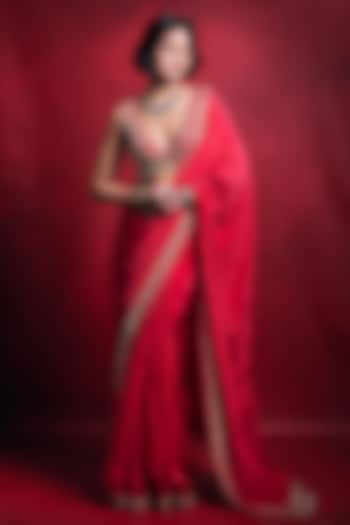 Fuchsia Pink Crepe Zari Embroidered Reception Saree Set by Tamanna Punjabi Kapoor at Pernia's Pop Up Shop