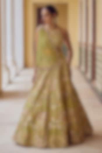 Yellow Raw Silk Resham Embroidered Bridal Lehenga Set by Tamanna Punjabi Kapoor at Pernia's Pop Up Shop