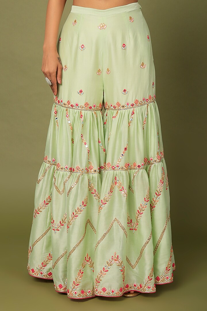 Green Chanderi Silk Resham Embroidered Gharara Set by Tamanna Punjabi Kapoor at Pernia's Pop Up Shop