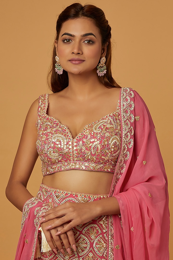 Pink Embroidered Wedding Lehenga Set by Tamanna Punjabi Kapoor at Pernia's Pop Up Shop