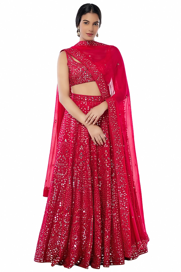 Pink Embroidered Bridal Lehenga Set by Tamanna Punjabi Kapoor at Pernia's Pop Up Shop