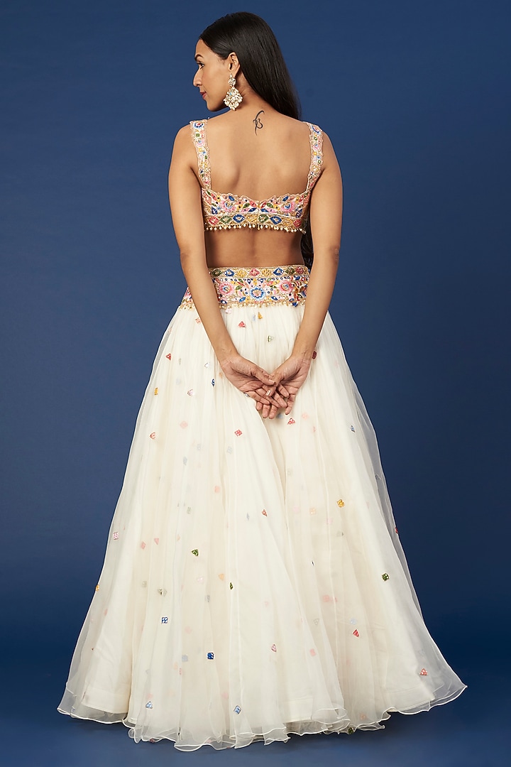 White Embroidered Bridal Lehenga Set by Tamanna Punjabi Kapoor at Pernia's Pop Up Shop